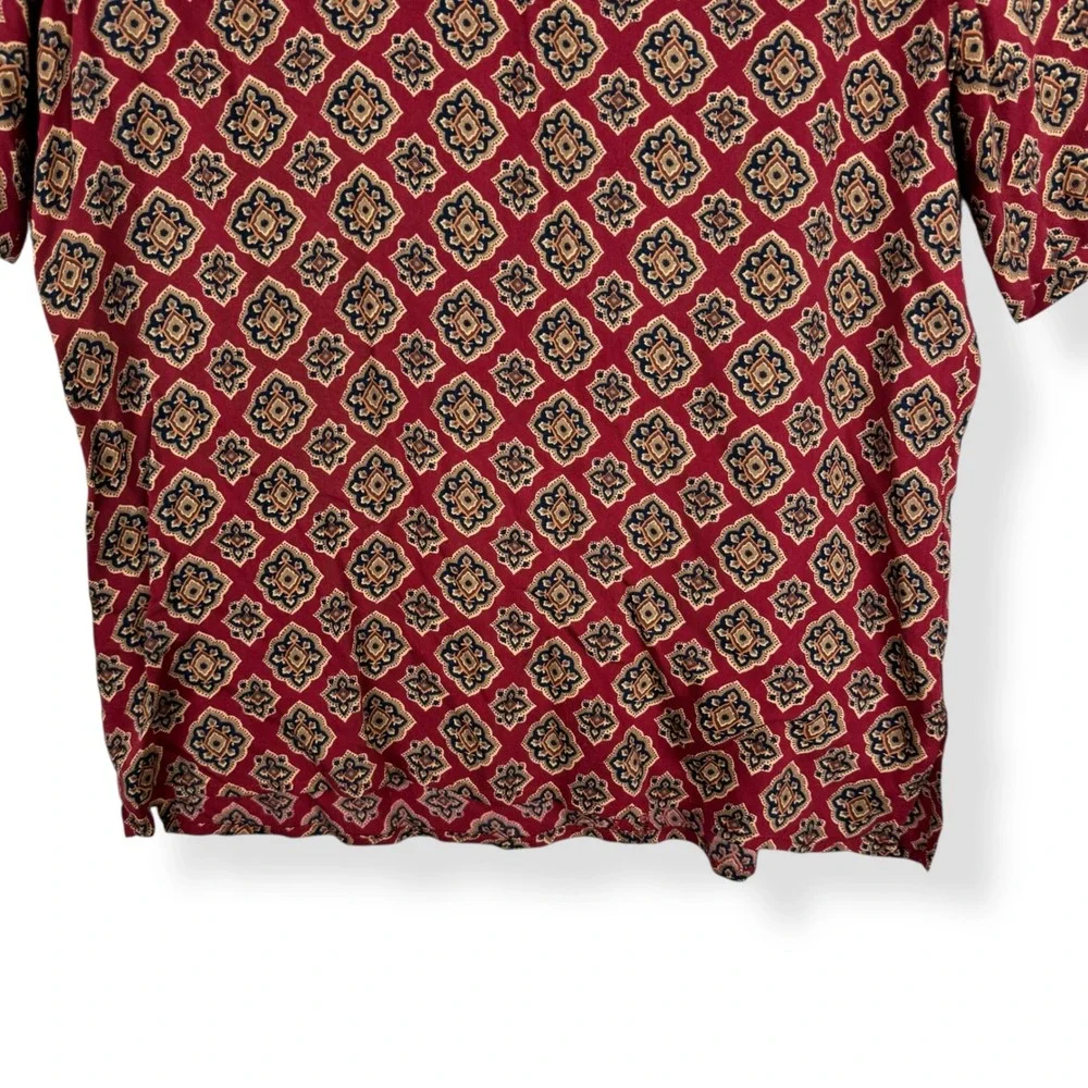 JH Collectibles Vintage 90s Top Womens Size 8 Rayon Union Made in USA Tile Print